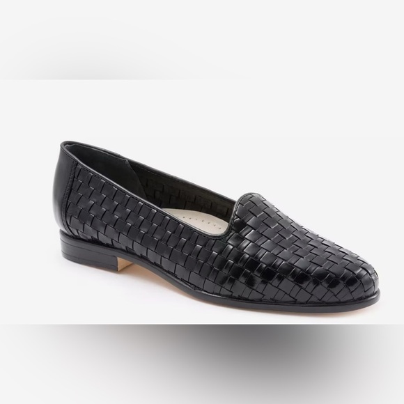 Trotter Liz Black Woven Pattern Slip-ons Women’s size 8N New In Box - Picture 3 of 10